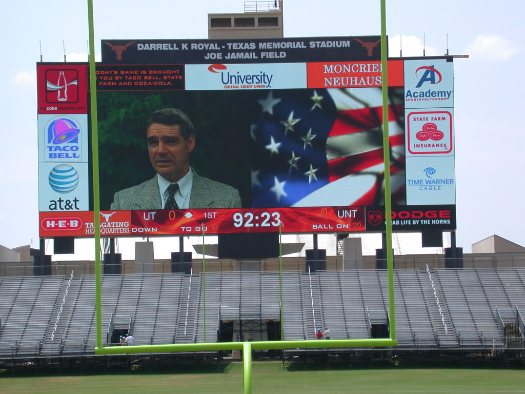 Dallas+cowboys+stadium+jumbotron